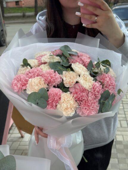 Стойкий букет из диантусов🌸