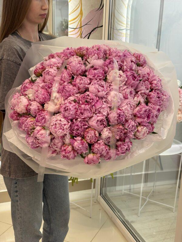 Букет из 81 пиона💗